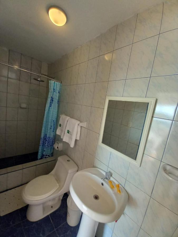 Hostal Los Frayles Paracas Dış mekan fotoğraf