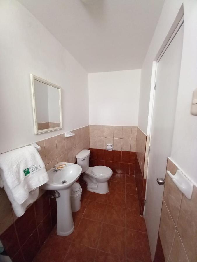 Hostal Los Frayles Paracas Dış mekan fotoğraf