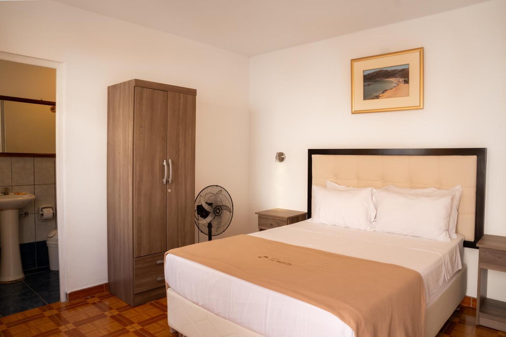 Hostal Los Frayles Paracas Dış mekan fotoğraf
