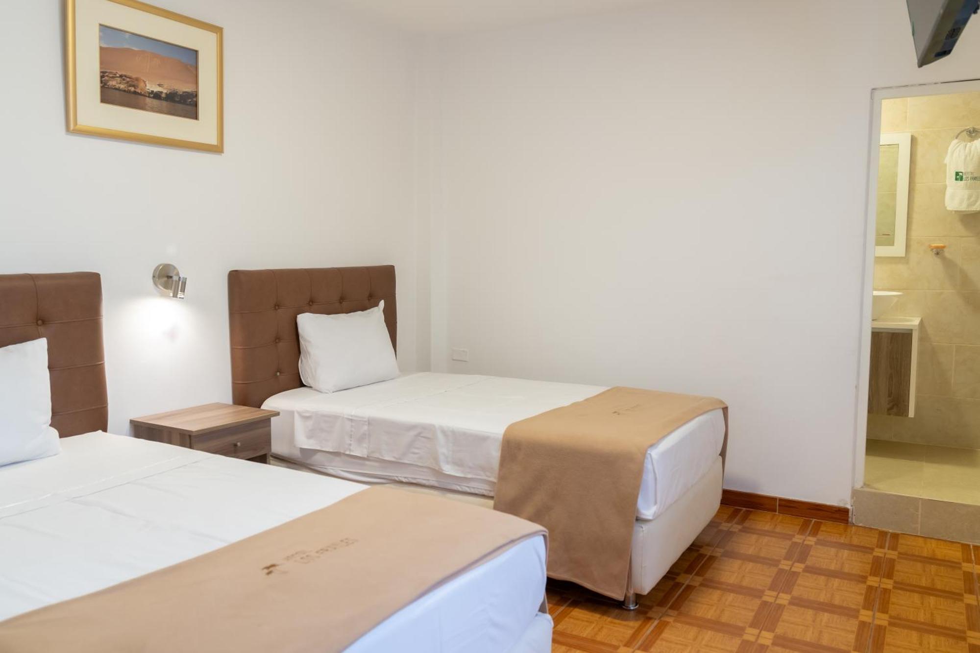Hostal Los Frayles Paracas Dış mekan fotoğraf