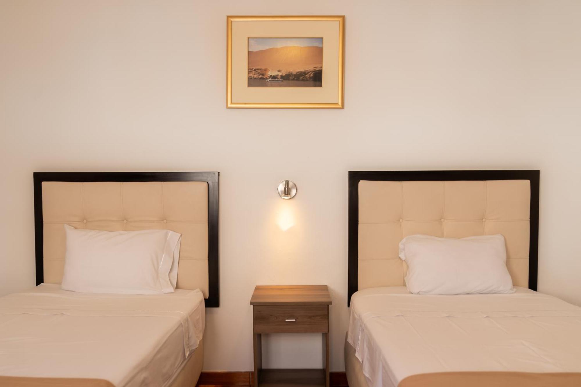 Hostal Los Frayles Paracas Dış mekan fotoğraf