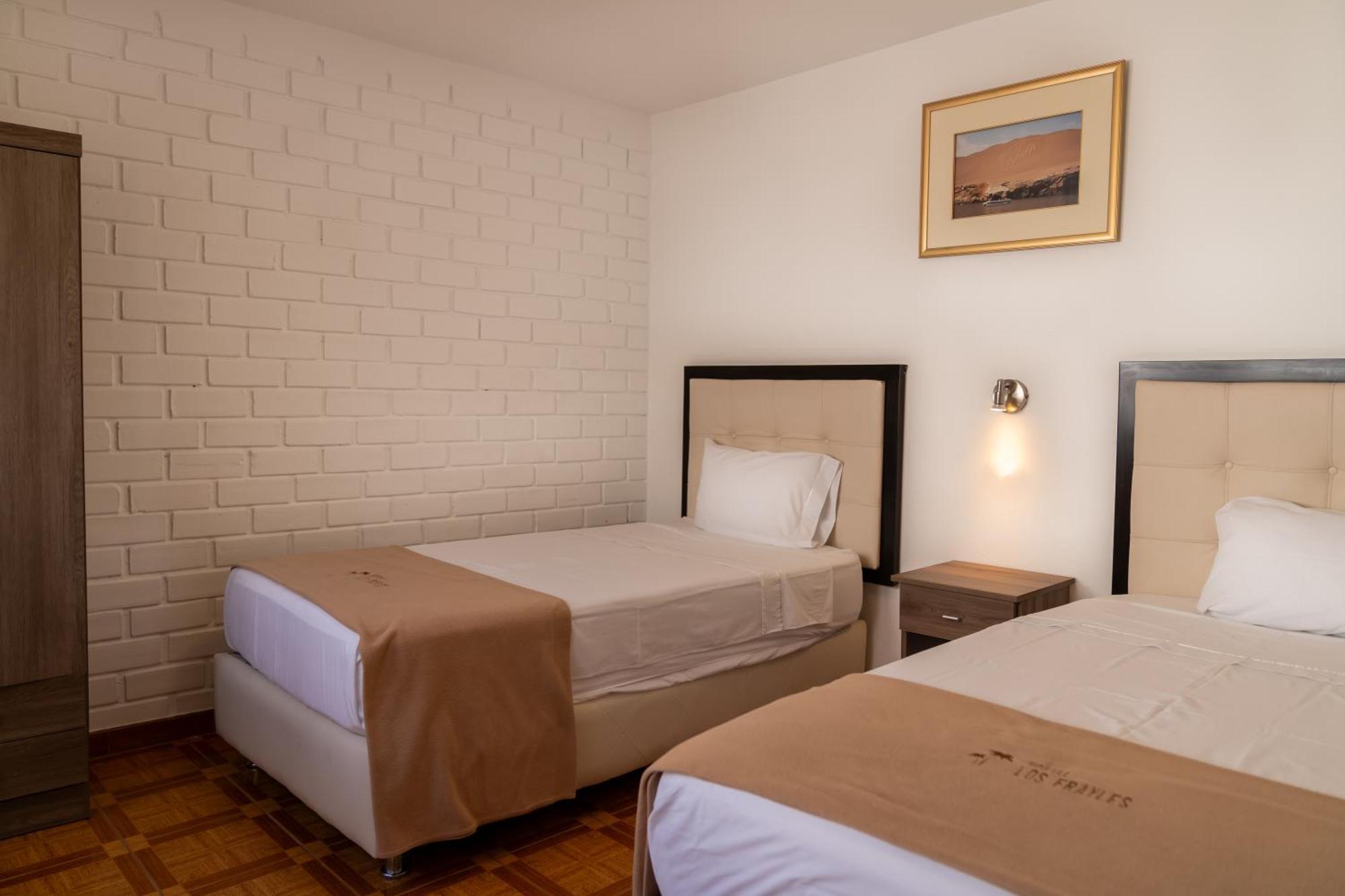 Hostal Los Frayles Paracas Dış mekan fotoğraf