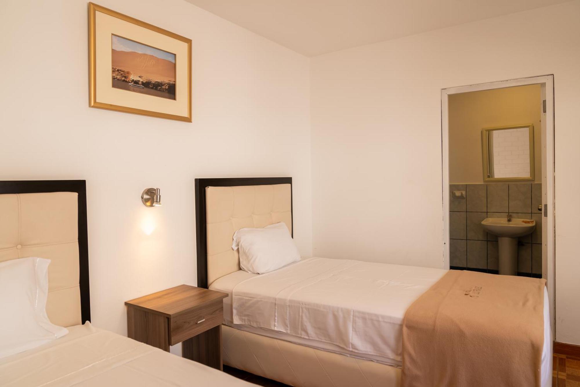 Hostal Los Frayles Paracas Dış mekan fotoğraf